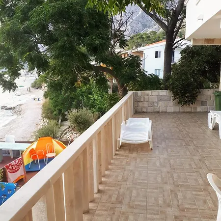 Beach Apartment Drasnice