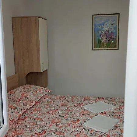 Beach Apartment Drasnice Appartement *