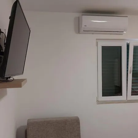 Beach Apartment Drasnice Appartement *