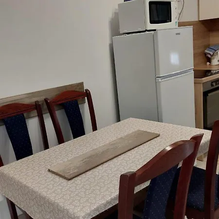 Beach Apartment Drasnice Apartman