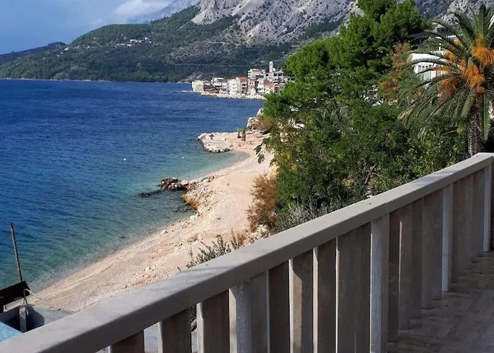 Beach Apartment Drasnice דירה